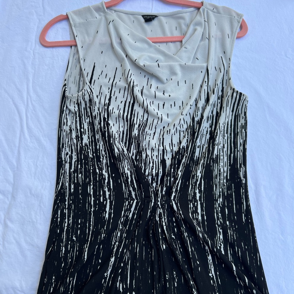 Ann Taylor Sleeveless Top - S